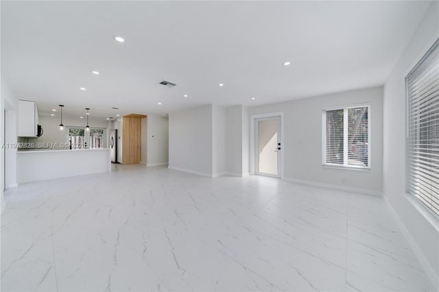 9826 SW 222nd Ter 9826, Cutler Bay, FL 33190