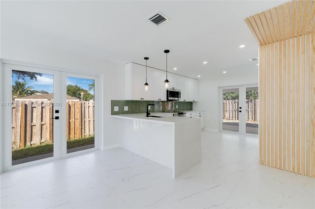 9826 SW 222nd Ter 9826, Cutler Bay, FL 33190