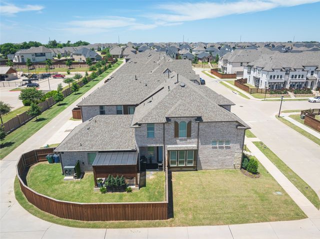 2712 Fiddler Way, Mckinney, TX 75071