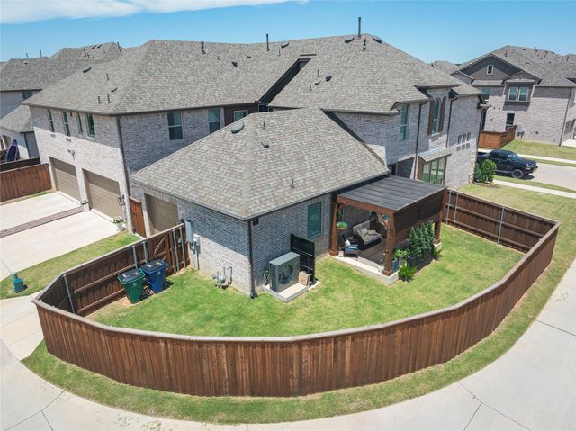 2712 Fiddler Way, Mckinney, TX 75071