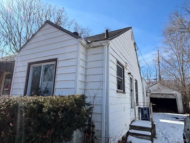 2631 Brownell Boulevard, Flint, MI 48504