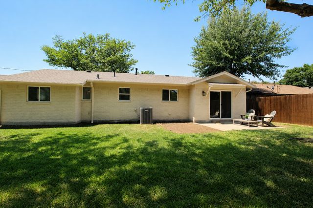 1014 Bunn Drive, Irving, TX 75061