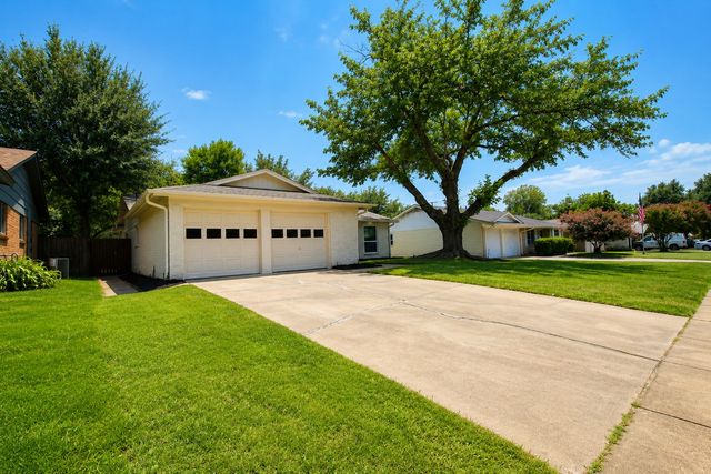 1014 Bunn Drive, Irving, TX 75061