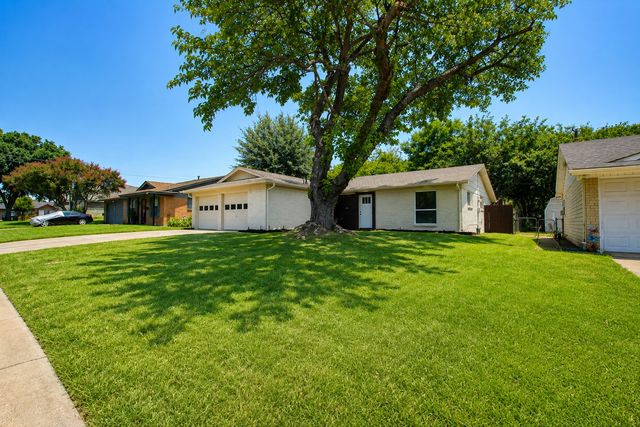 1014 Bunn Drive, Irving, TX 75061