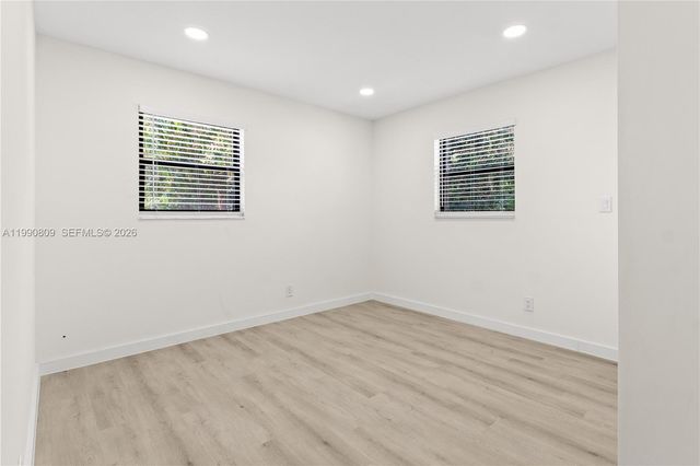 328 SW 11th Ave, Delray Beach, FL 33444