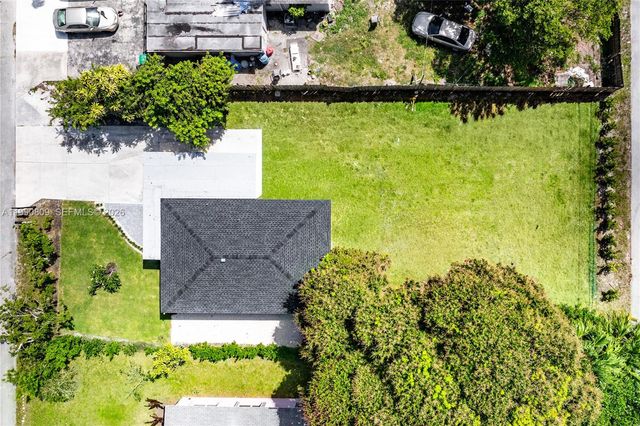 328 SW 11th Ave, Delray Beach, FL 33444
