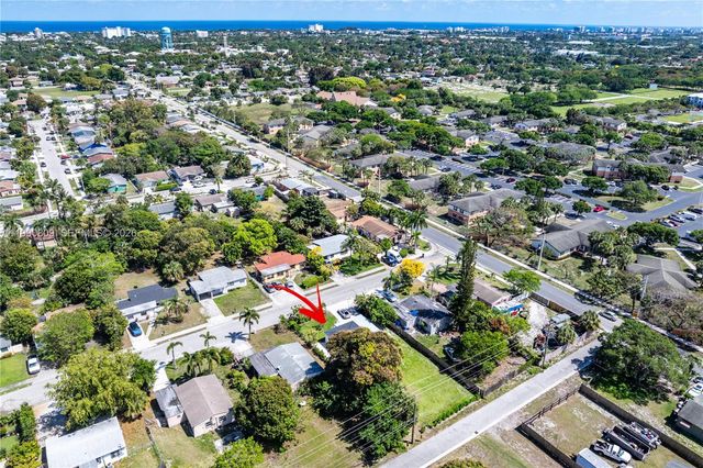 328 SW 11th Ave, Delray Beach, FL 33444