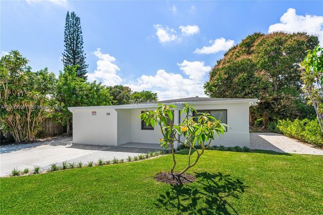 328 SW 11th Ave, Delray Beach, FL 33444