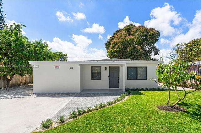 328 SW 11th Ave, Delray Beach, FL 33444