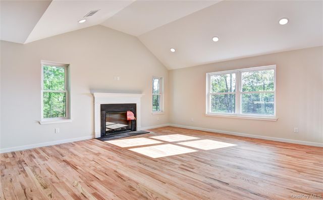 9 Black Gum Court, Newburgh, NY 12550