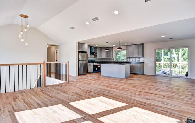 9 Black Gum Court, Newburgh, NY 12550