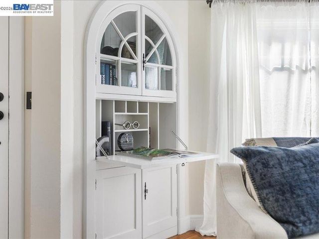 321 321 Central Ave, Alameda, CA 94501