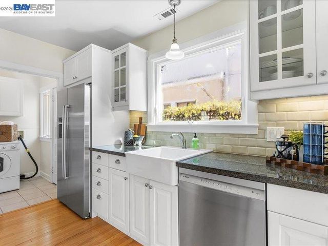 321 321 Central Ave, Alameda, CA 94501