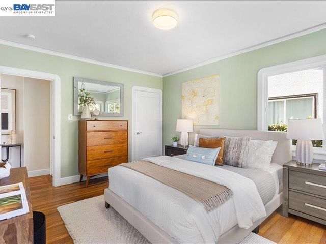 321 321 Central Ave, Alameda, CA 94501