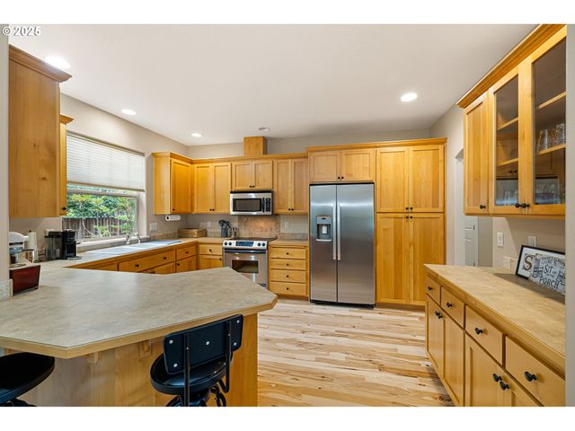 87932 ERDMAN Way, Veneta, OR 97487