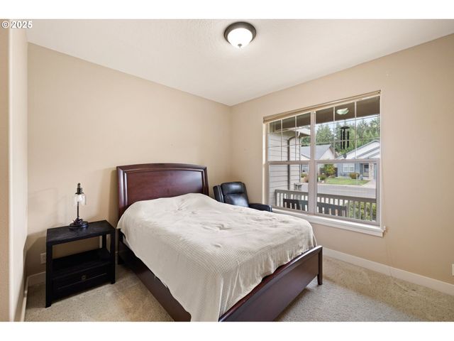 87932 ERDMAN Way, Veneta, OR 97487