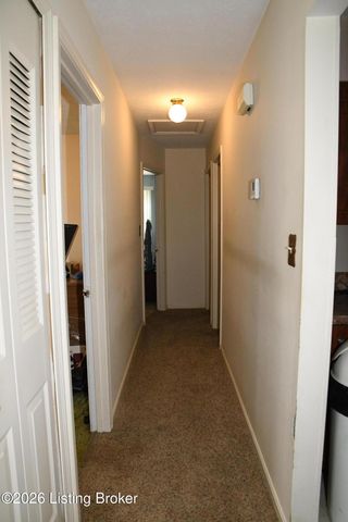 5100 Sprucewood Dr, Louisville, KY 40291