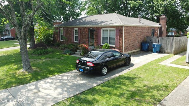 5100 Sprucewood Dr, Louisville, KY 40291