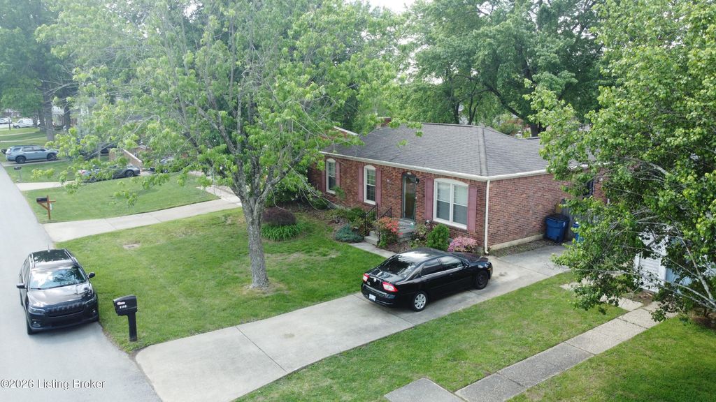 5100 Sprucewood Dr, Louisville, KY 40291