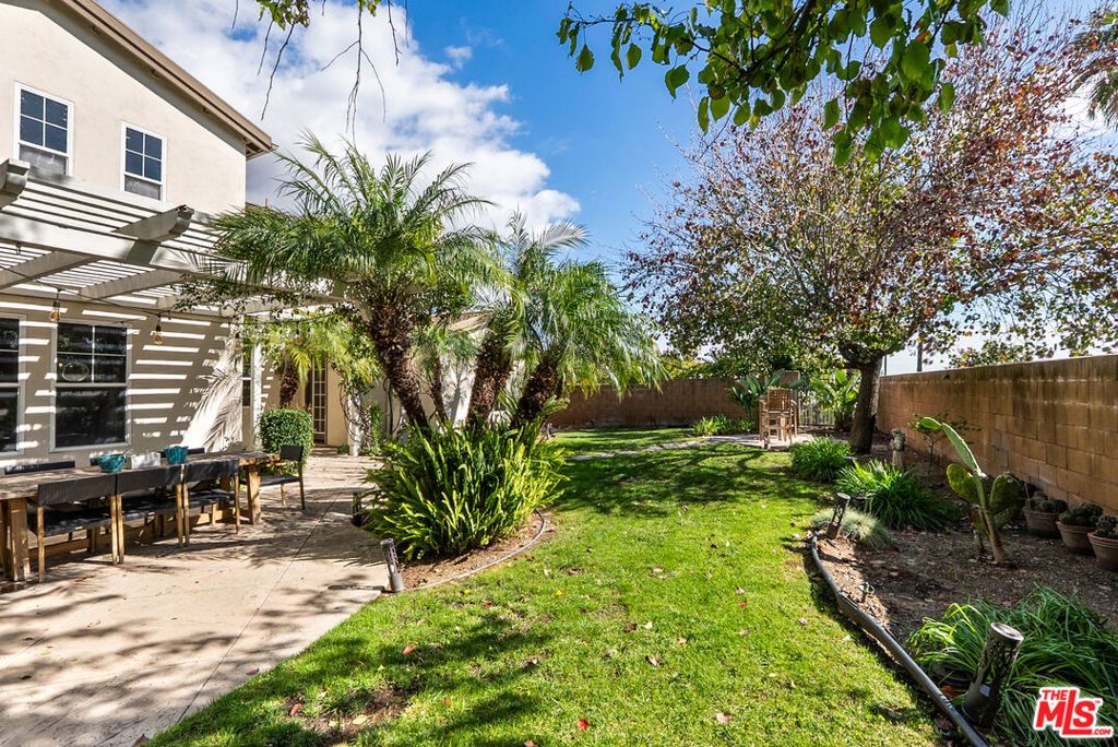 Image 26 of property listing at 3821 Luna Court, Altadena, CA 91001