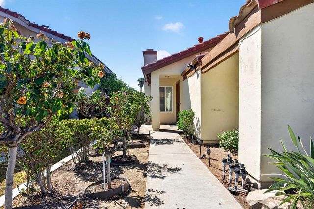 12011 Via Hacienda, El Cajon, CA 92019