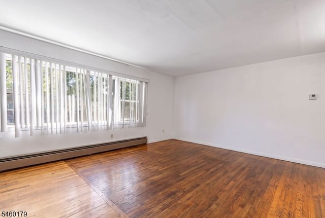 310 Main St, South Hackensack Twp., NJ 07606