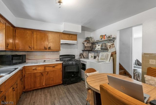 310 Main St, South Hackensack Twp., NJ 07606