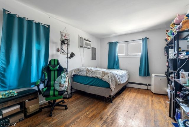 310 Main St, South Hackensack Twp., NJ 07606
