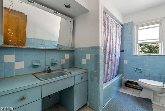 310 Main St, South Hackensack Twp., NJ 07606