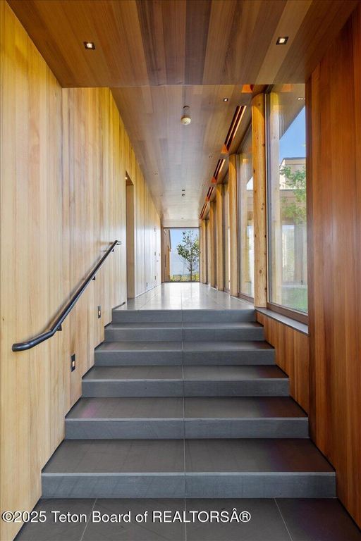 585 W SENA Road, Jackson, WY 83001 photo 26