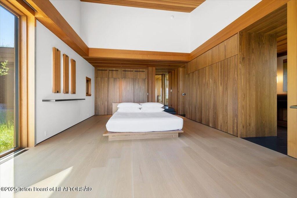 585 W SENA Road, Jackson, WY 83001 photo 46