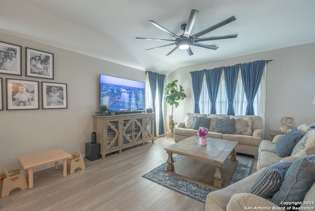 6813 Arid Way, San Antonio, TX 78252