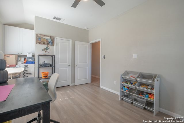 6813 Arid Way, San Antonio, TX 78252