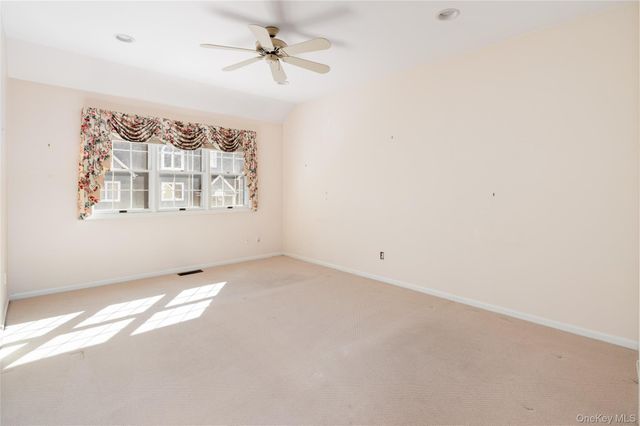 502 Kensington Way, Mount Kisco, NY 10549