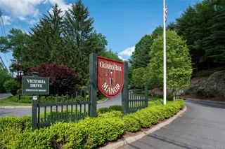 502 Kensington Way, Mount Kisco, NY 10549