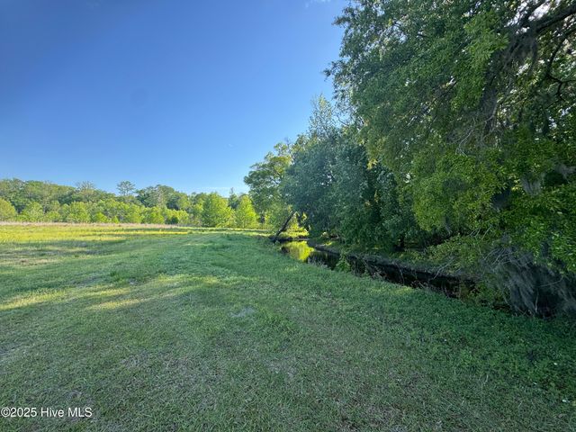 1148 Main Street, Maysville, NC 28555