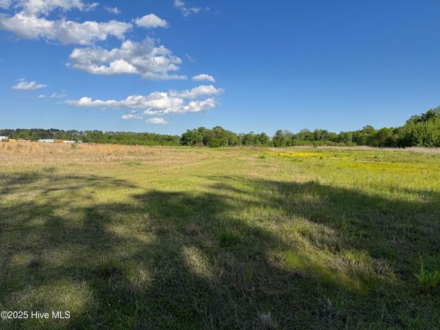 1148 Main Street, Maysville, NC 28555