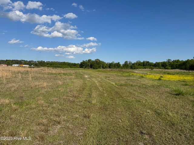 1148 Main Street, Maysville, NC 28555