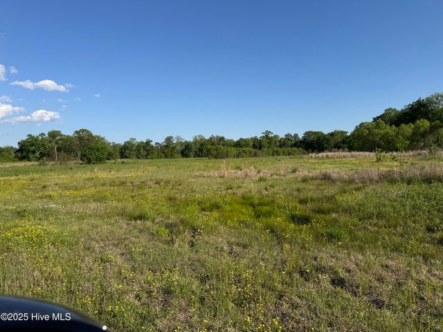 1148 Main Street, Maysville, NC 28555