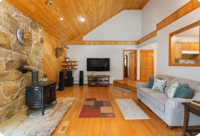 63 Buck Hill Road, Canterbury, CT 06331