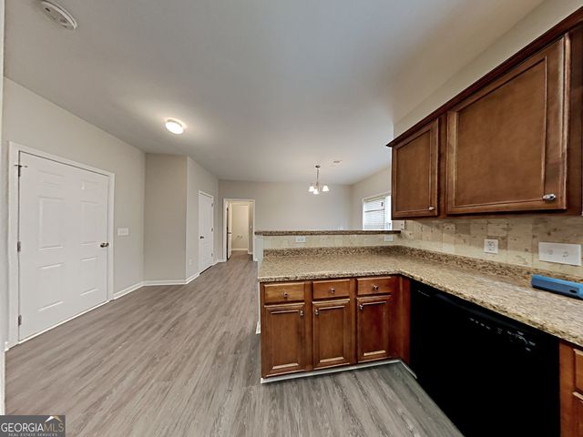 3230 Arbor Oaks Drive, Snellville, GA 30039