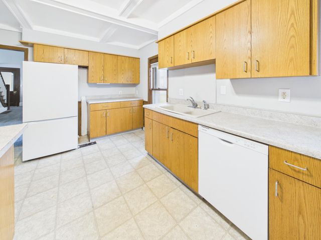903 8th Avenue S, Saint Cloud, MN 56301
