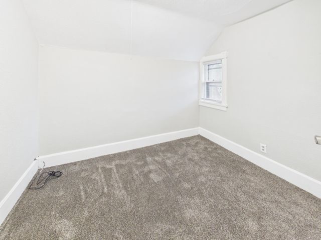903 8th Avenue S, Saint Cloud, MN 56301