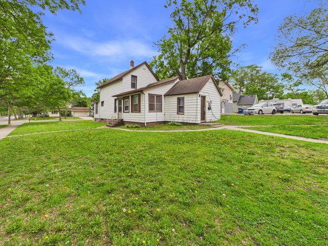 903 8th Avenue S, Saint Cloud, MN 56301