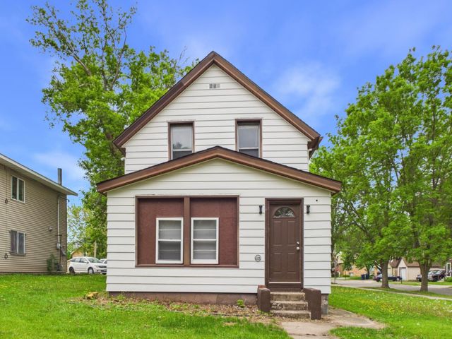 903 8th Avenue S, Saint Cloud, MN 56301