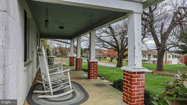 54 MITCHELL RD, Airville, PA 17302