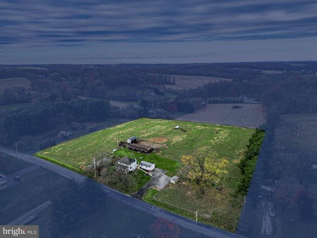 54 MITCHELL RD, Airville, PA 17302