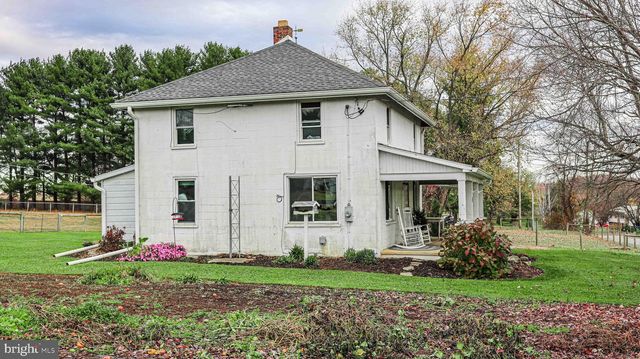 54 MITCHELL RD, Airville, PA 17302