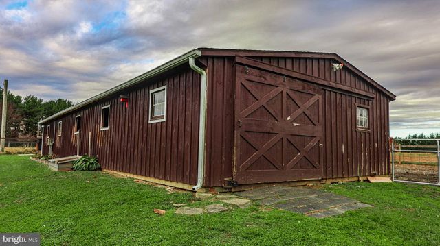 54 MITCHELL RD, Airville, PA 17302