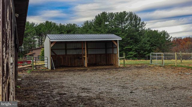 54 MITCHELL RD, Airville, PA 17302